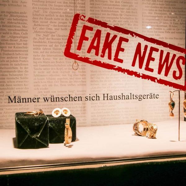 Ausstellungen >