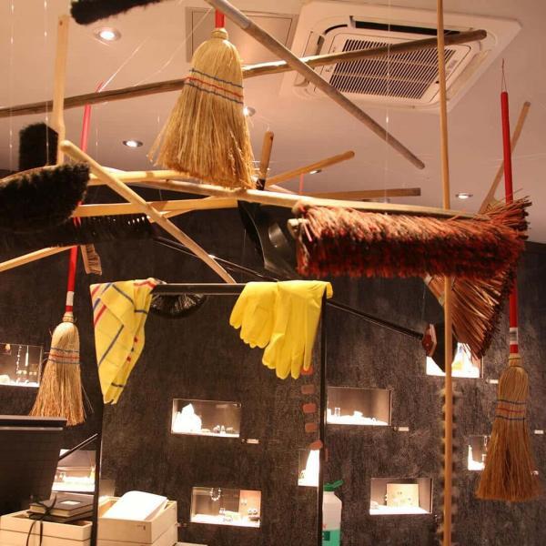 Ausstellungen >